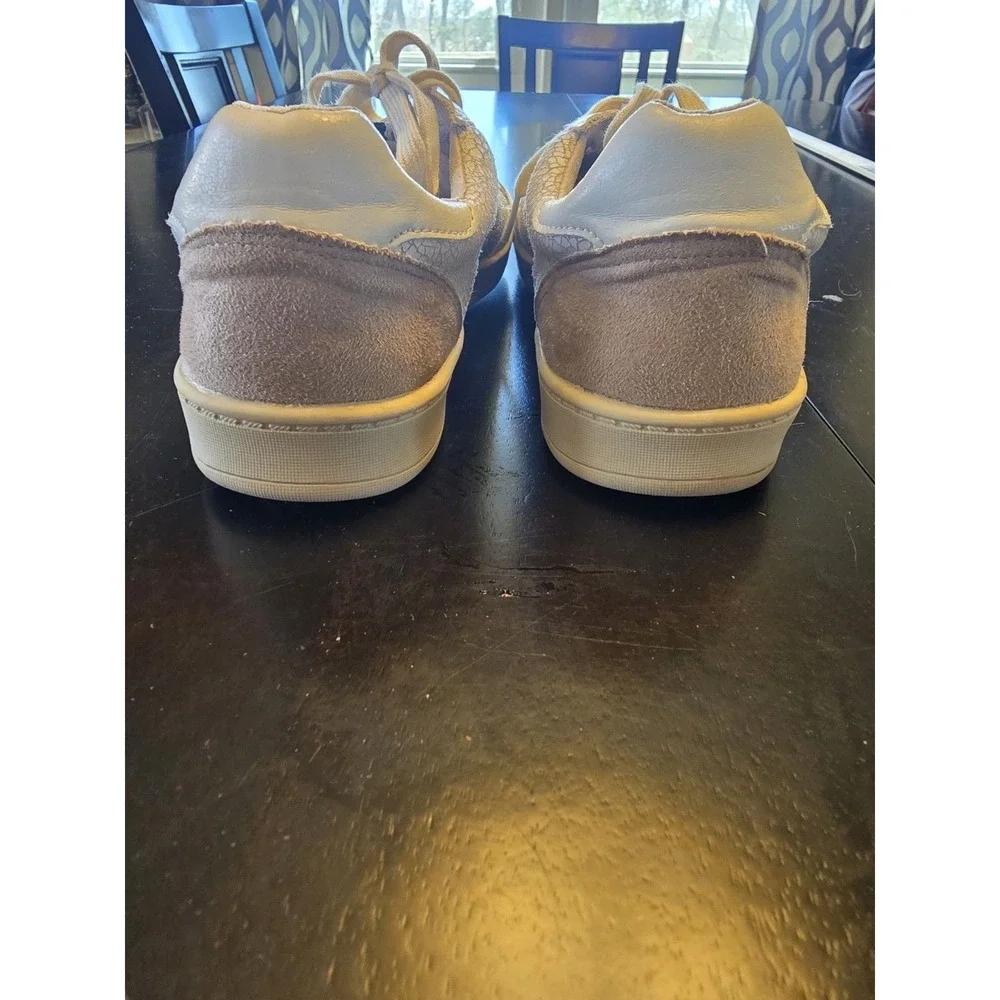 CORINA Glitter Crackle Low Top Sneakers Beige Silver‎ Lace Up Athletic Shoes 8